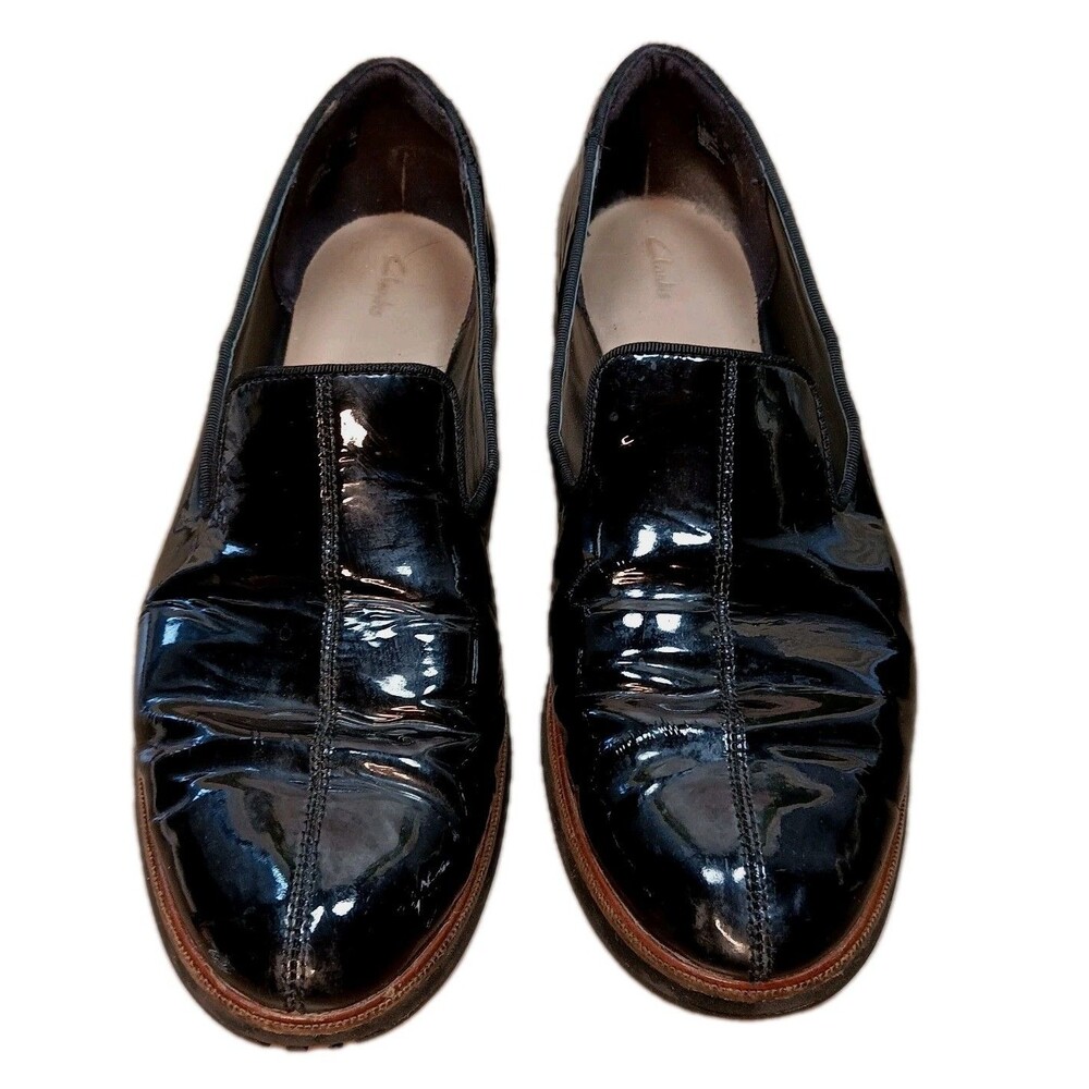 Clark’s Formal Patent Leather Cushioned Frida Loafer Sz 9.5 Holiday Minimalist